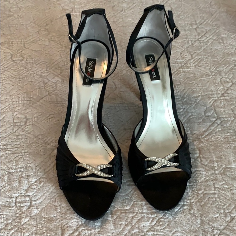 Black heels with accents